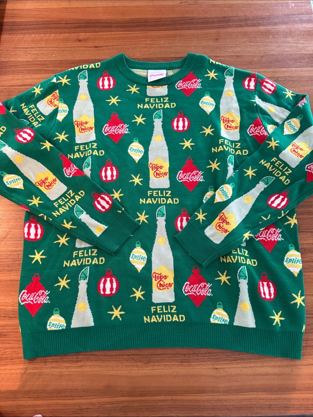 NWOT Coca Cola FELIZ NAVIDAD topo Chico sprite Christmas sweater sz XL
